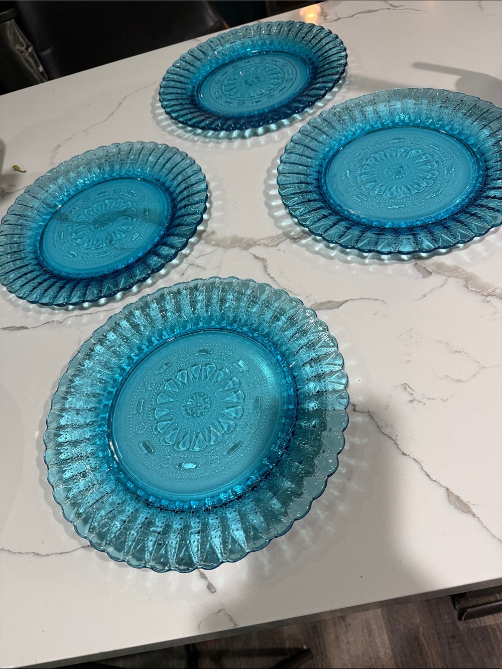 Kemple Wheaton Glass dinner plates (listing is for four) Vintage